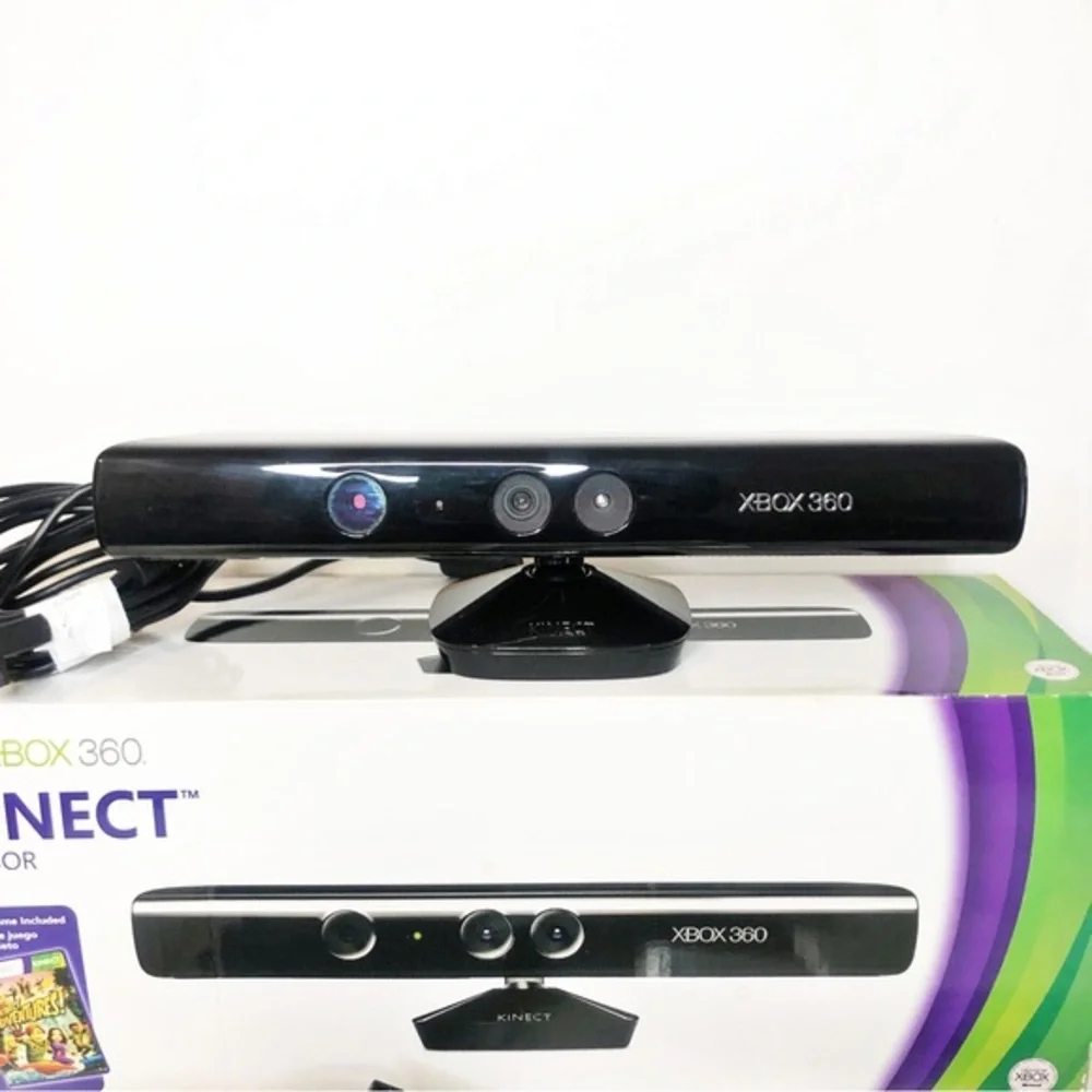 Microsoft Xbox 360 Kinect Sensor w/Adventures Game (2010)